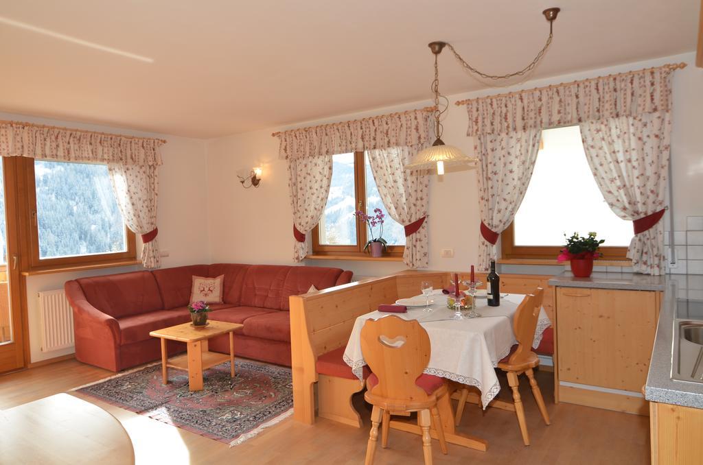 Villa Paroeis La Valle Esterno foto
